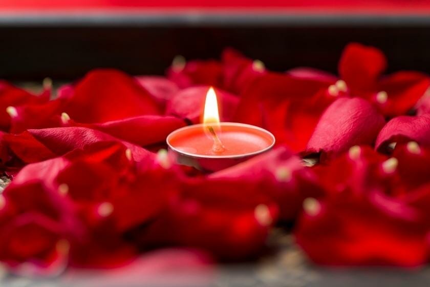 How To Make Rose Scented Candles?