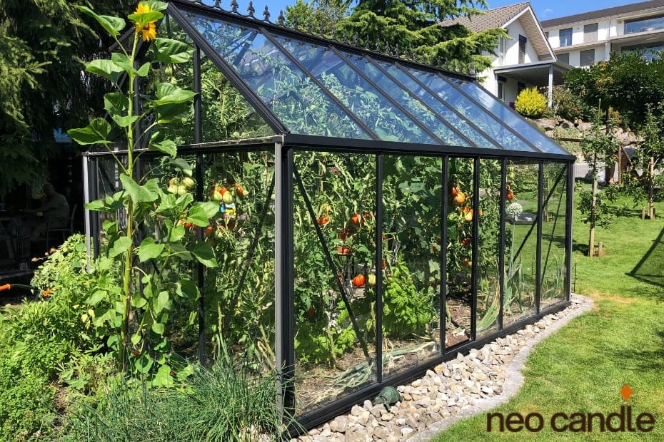 How Do Candle Pot Heaters Work?