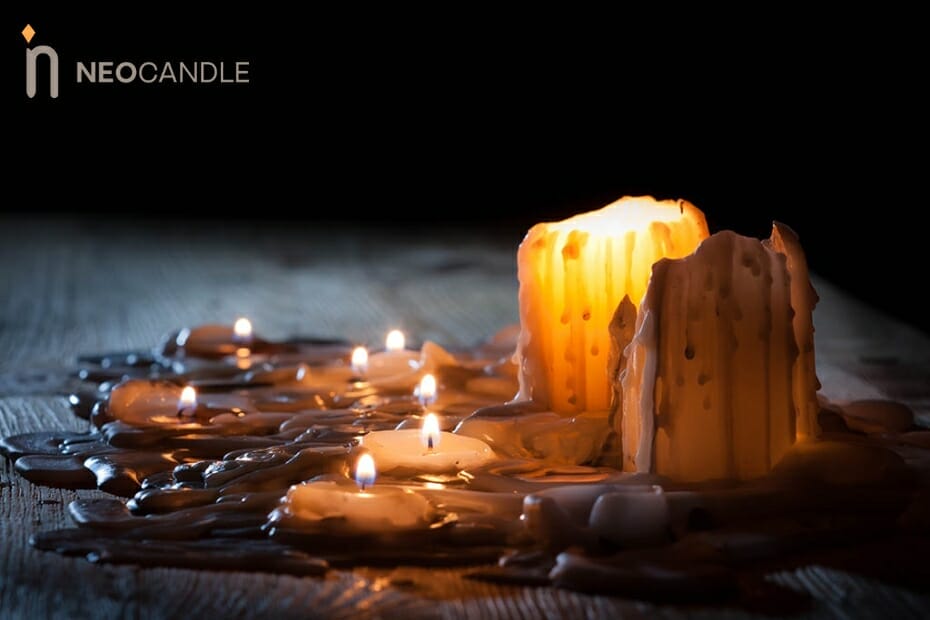 Does Candle Wax Decompose?
