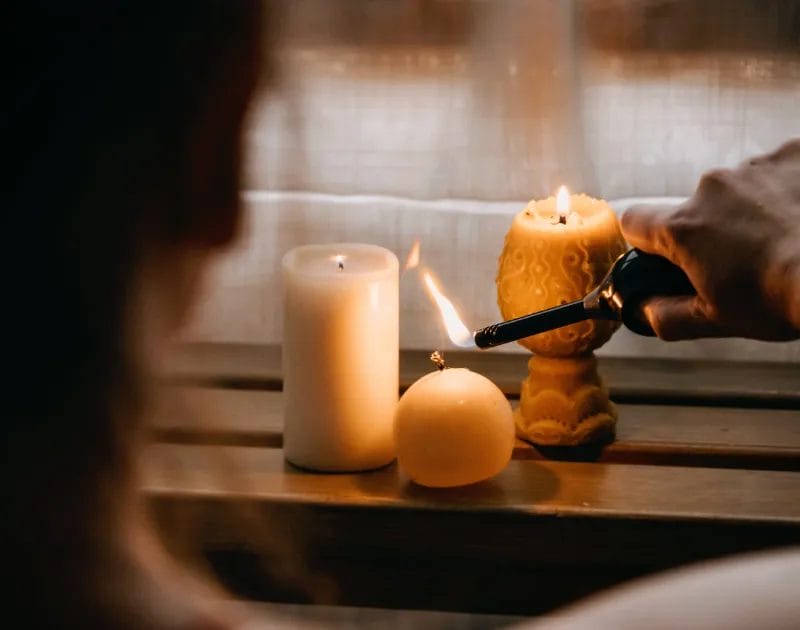 Tips To Burn Candles Safely