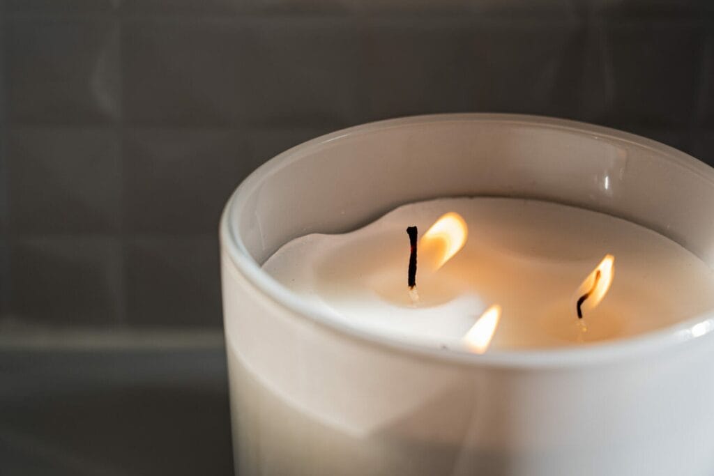 How Do Candles Work?