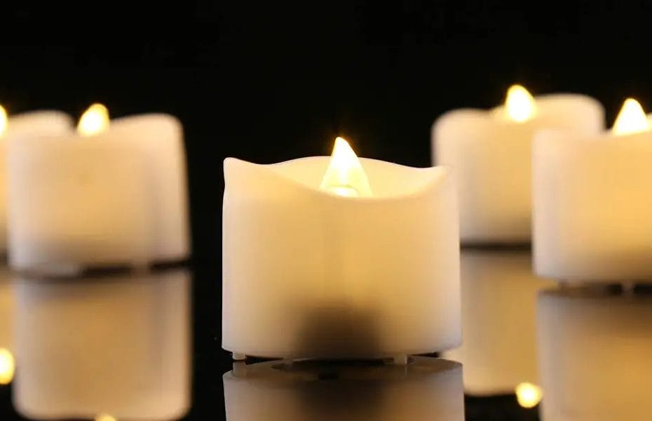 most realistic flameless candles