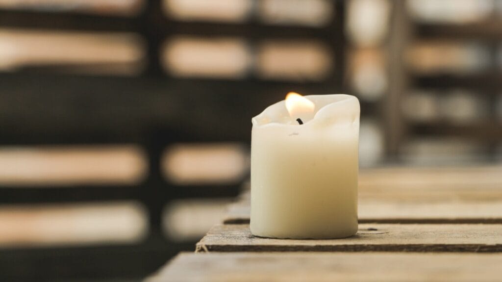 Do Candles Burn On Their Own?