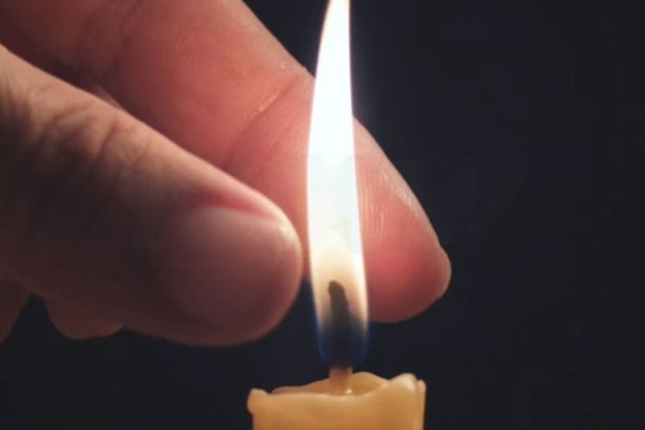 How To Put Out A Candle With Your Fingers? Find Out More!
