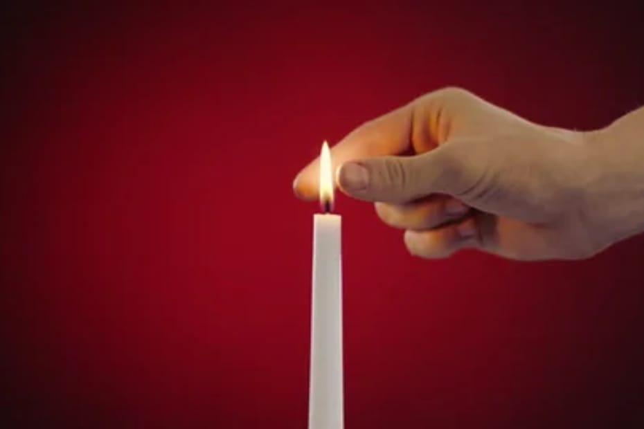How To Put Out A Candle With Your Fingers? Find Out More!