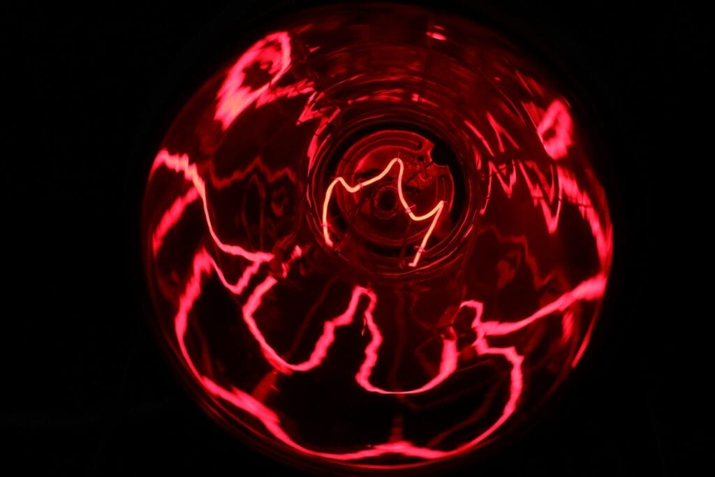 A Light Source's Radiant And Luminous Flux