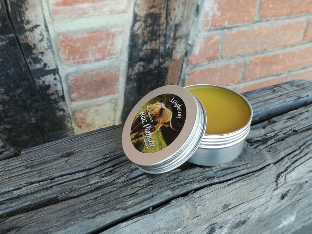 Obtaining Pure Beeswax
