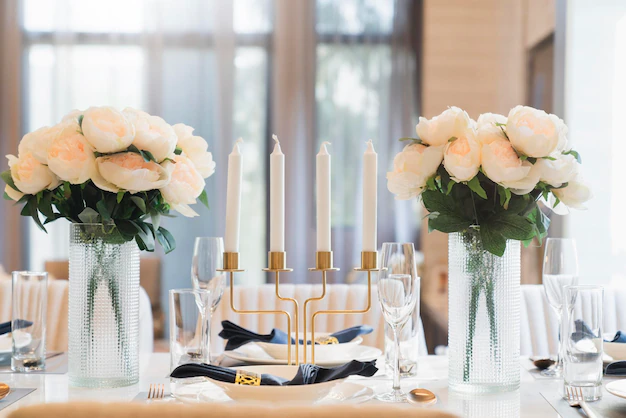 can you use a flower vase for candle holder